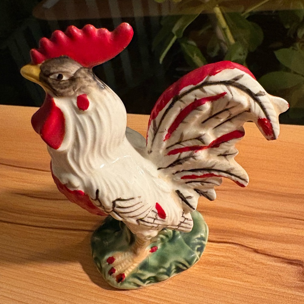 Vintage Ceramic Rooster Figurine - Red and White